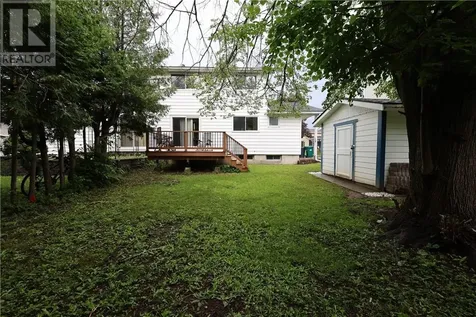 12 Downsview Crescent Ottawa ON K2G 0A5