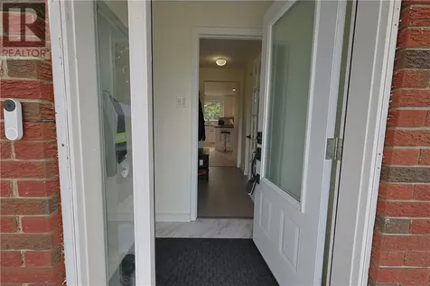 12 Downsview Crescent Ottawa ON K2G 0A5