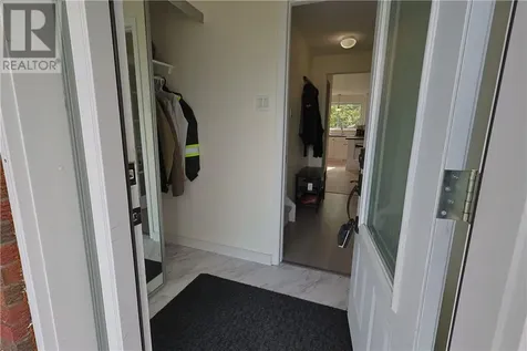 12 Downsview Crescent Ottawa ON K2G 0A5