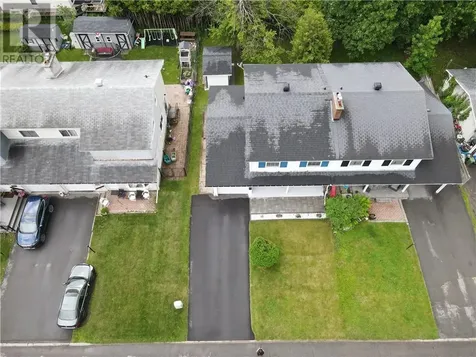 12 Downsview Crescent Ottawa ON K2G 0A5