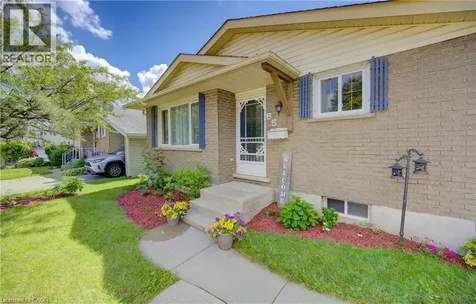 55 Southwood Drive Kitchener ON N2E 2E6
