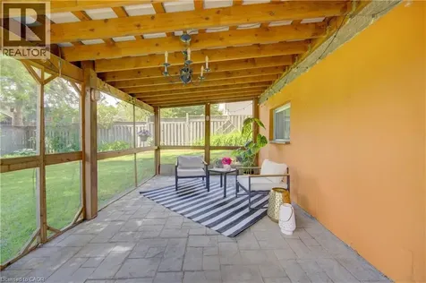 55 Southwood Drive Kitchener ON N2E 2E6