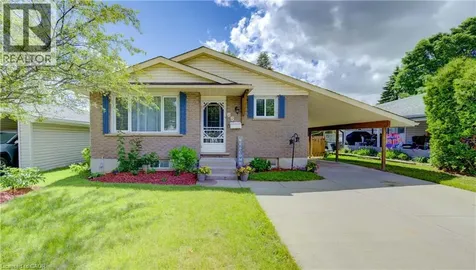 55 Southwood Drive Kitchener ON N2E 2E6