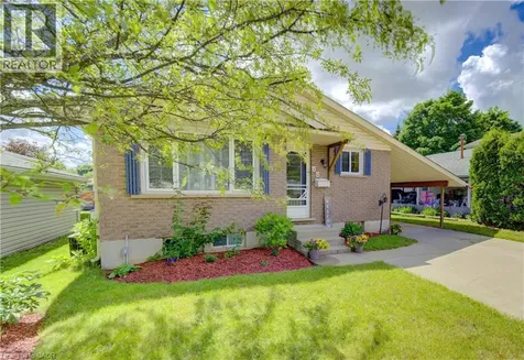 55 Southwood Drive Kitchener ON N2E 2E6