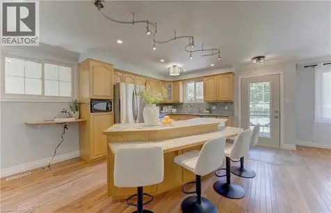 55 Southwood Drive Kitchener ON N2E 2E6