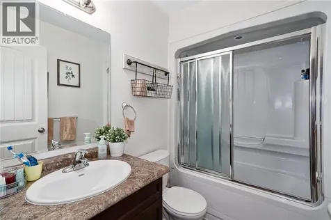 72 Silver Glen Boulevard Collingwood ON L9Y 0G9