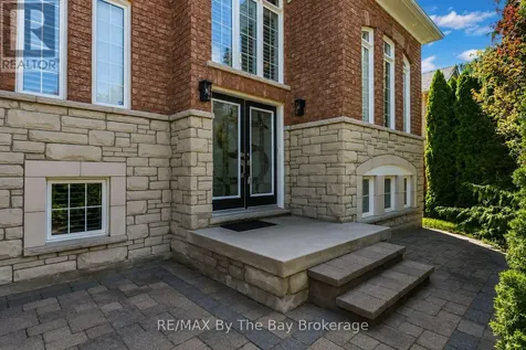 121 Royal Beech Drive Wasaga Beach ON L9Z 2N2
