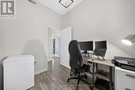 1450 Main Street East Milton (de Dempsey) ON L9T 9M3