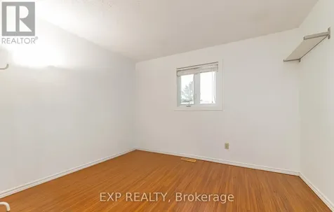 1237 Cedarcroft Crescent Ottawa ON K1B 5G9