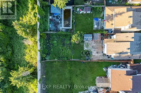 1237 Cedarcroft Crescent Ottawa ON K1B 5G9