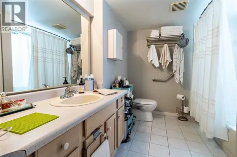 10 Van Allen Avenue Chatham ON N7L 5K1