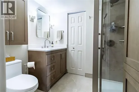 10 Van Allen Avenue Chatham ON N7L 5K1