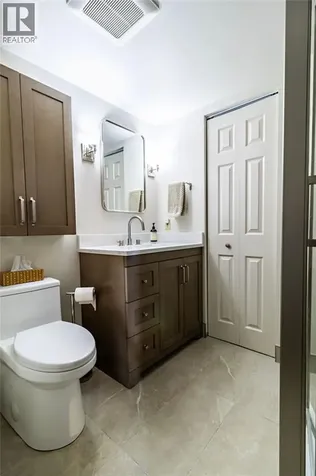 10 Van Allen Avenue Chatham ON N7L 5K1
