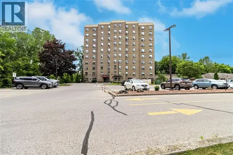10 Van Allen Avenue Chatham ON N7L 5K1