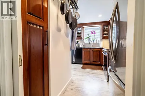 10 Van Allen Avenue Chatham ON N7L 5K1
