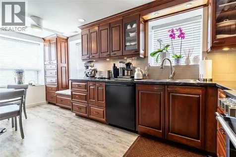 10 Van Allen Avenue Chatham ON N7L 5K1