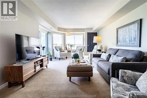 10 Van Allen Avenue Chatham ON N7L 5K1