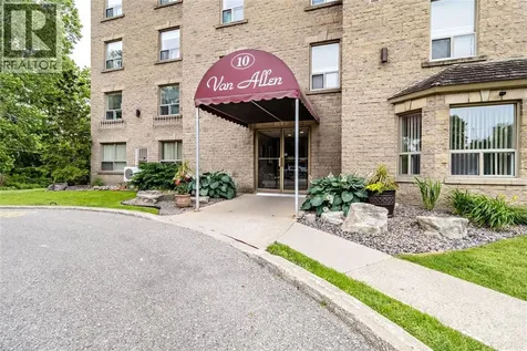 10 Van Allen Avenue Chatham ON N7L 5K1