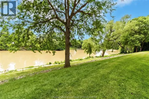 10 Van Allen Avenue Chatham ON N7L 5K1