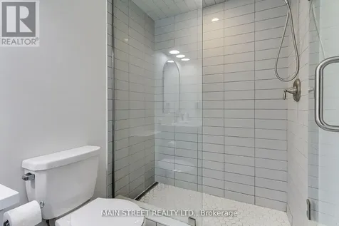 20 Koda Street Barrie ON L9J 0J7