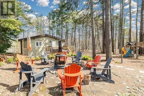 28 Timcourt Drive Tiny ON L9M 0B9
