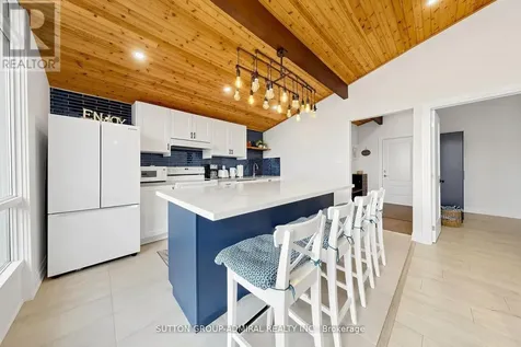 28 Timcourt Drive Tiny ON L9M 0B9