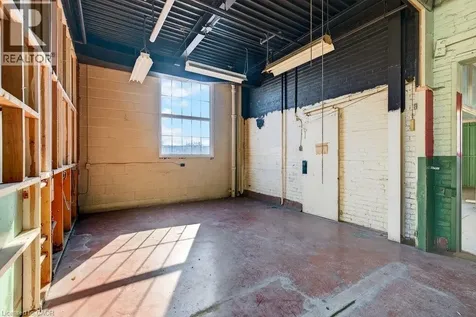 144 Chatham Street Hamilton ON L8P 2B6
