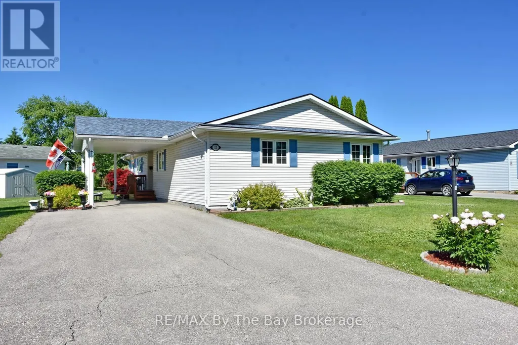 12 Indiana Avenue Wasaga Beach ON L9Z 3A8