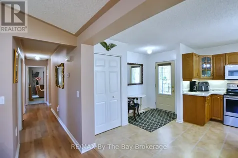 12 Indiana Avenue Wasaga Beach ON L9Z 3A8