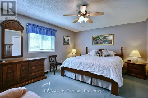 12 Indiana Avenue Wasaga Beach ON L9Z 3A8