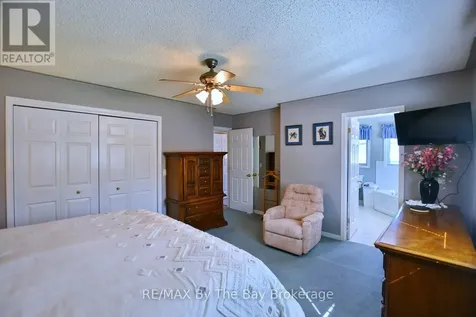 12 Indiana Avenue Wasaga Beach ON L9Z 3A8