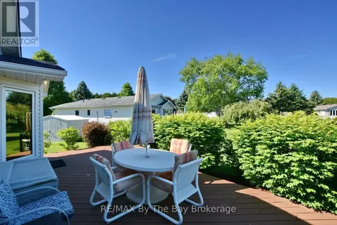 12 Indiana Avenue Wasaga Beach ON L9Z 3A8