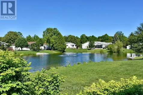 12 Indiana Avenue Wasaga Beach ON L9Z 3A8