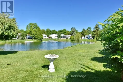 12 Indiana Avenue Wasaga Beach ON L9Z 3A8