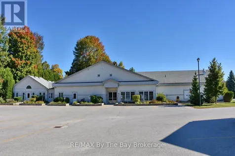 12 Indiana Avenue Wasaga Beach ON L9Z 3A8