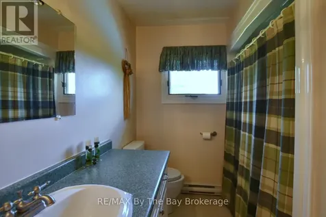 69 Frederick Drive Wasaga Beach ON L9Z 1P9