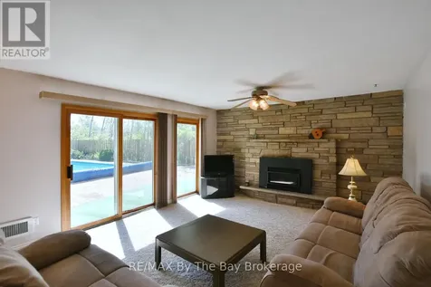 69 Frederick Drive Wasaga Beach ON L9Z 1P9