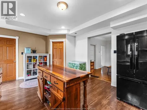 1287 Goyeau Windsor ON N8X 3K9