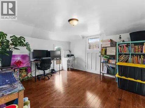 1287 Goyeau Windsor ON N8X 3K9