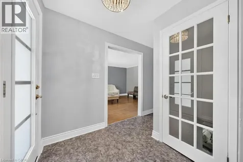 662 Montego Crescent Burlington ON L7N 2Z1