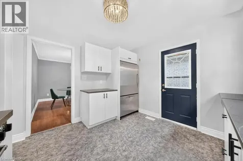 662 Montego Crescent Burlington ON L7N 2Z1