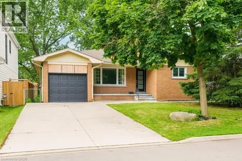 662 Montego Crescent Burlington ON L7N 2Z1