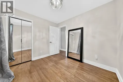 662 Montego Crescent Burlington ON L7N 2Z1