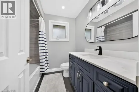 662 Montego Crescent Burlington ON L7N 2Z1