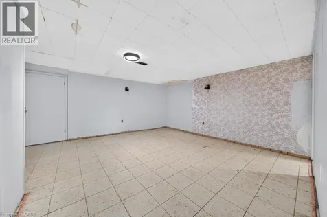 662 Montego Crescent Burlington ON L7N 2Z1