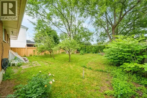 662 Montego Crescent Burlington ON L7N 2Z1
