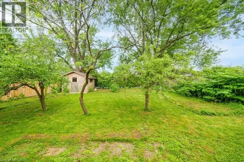 662 Montego Crescent Burlington ON L7N 2Z1