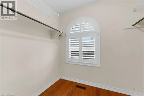 1482 Caulder Drive Oakville ON L6J 5S9
