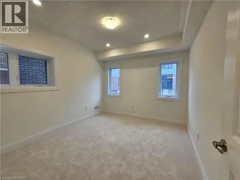 564 Balsam Poplar Street Waterloo ON N2V 0H9
