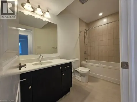 564 Balsam Poplar Street Waterloo ON N2V 0H9